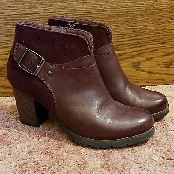 clarks burgundy ankle boots
